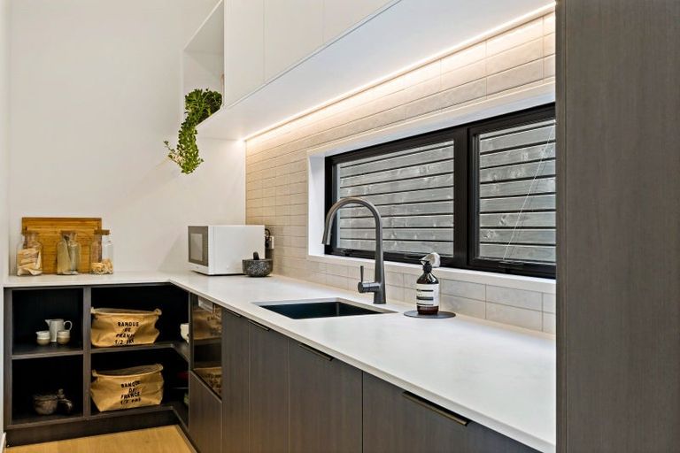 Photo of property in 26 Ngaiwi Street, Orakei, Auckland, 1071