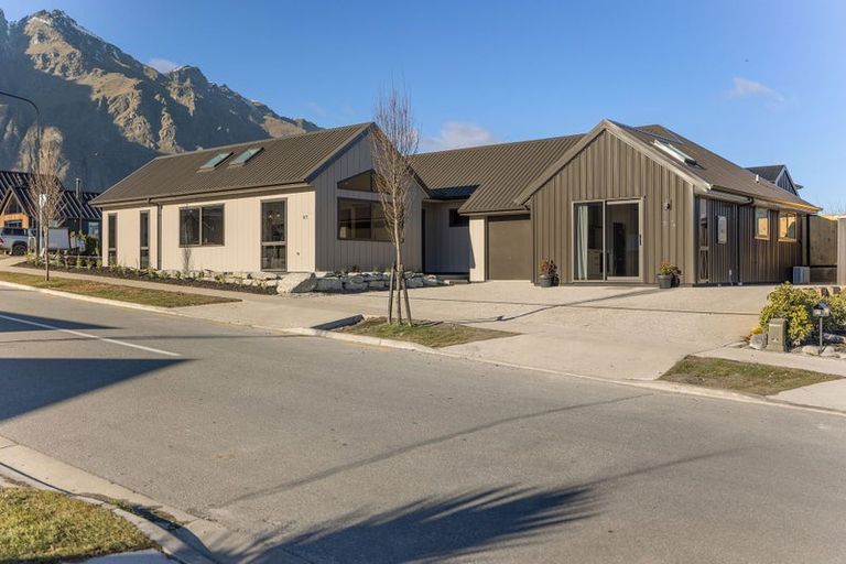 Photo of property in 87 Jack Hanley Drive, Jacks Point, Queenstown, 9371