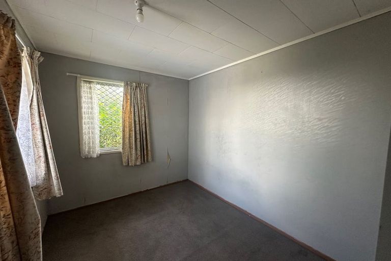 Photo of property in 34 Ferndown Avenue, Papatoetoe, Auckland, 2025