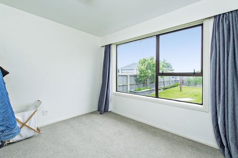 Photo of property in 27 Boston Avenue, Hornby, Christchurch, 8042