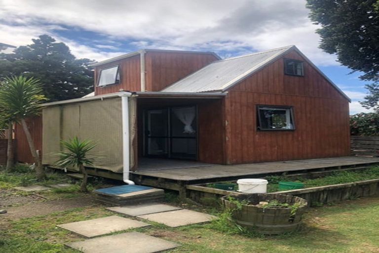Photo of property in 120 Settlement Road, Papakura, 2110