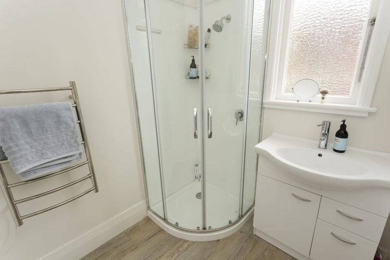 Photo of property in 272 Macandrew Road, Forbury, Dunedin, 9012