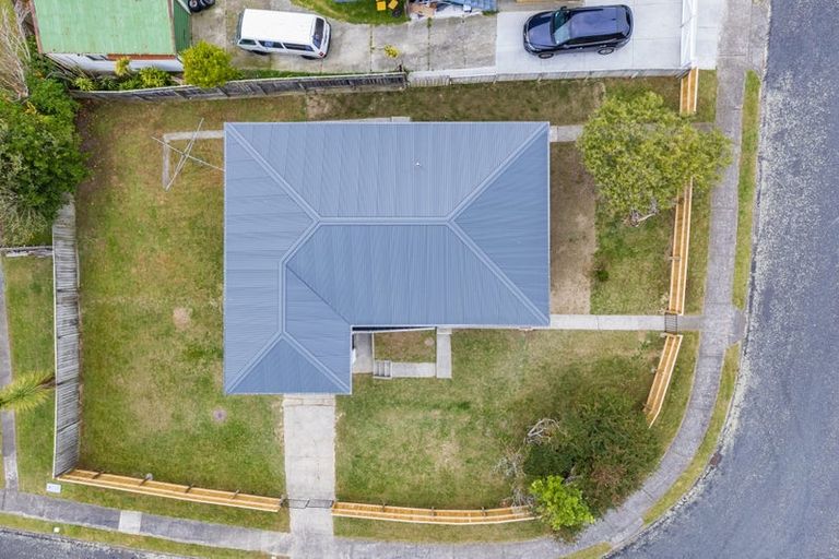 Photo of property in 1 Mahinawa Street, Takapuwahia, Porirua, 5022