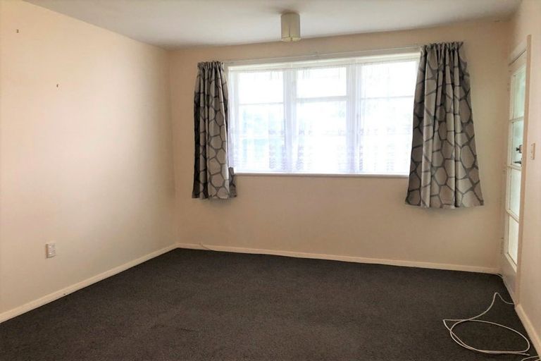 Photo of property in 2/45 Pine Avenue, Ebdentown, Upper Hutt, 5018
