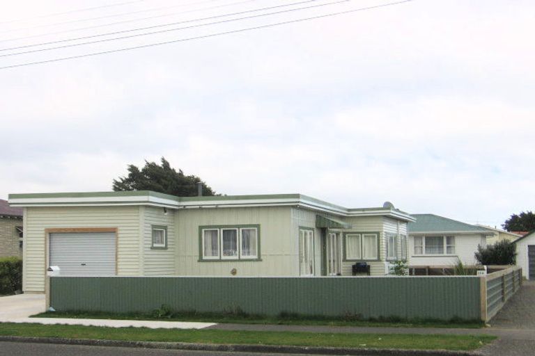 Photo of property in 21 Stuckey Street, Levin, 5510