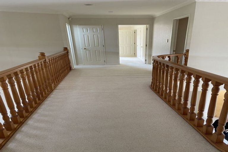 Photo of property in 6 Nathan Close, Somerville, Auckland, 2014