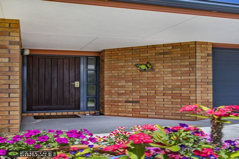 Photo of property in 17 Amalin Drive, Te Kamo, Kamo, 0185