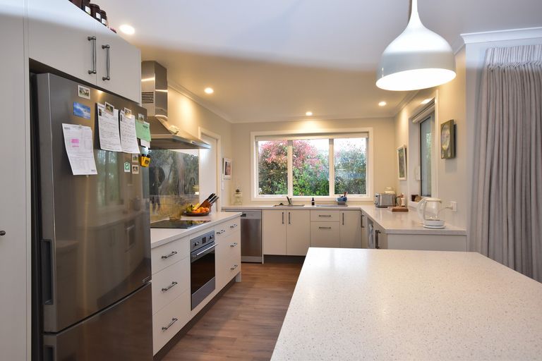 Photo of property in 37 Oak Ridge Drive, Te Awamutu, 3800