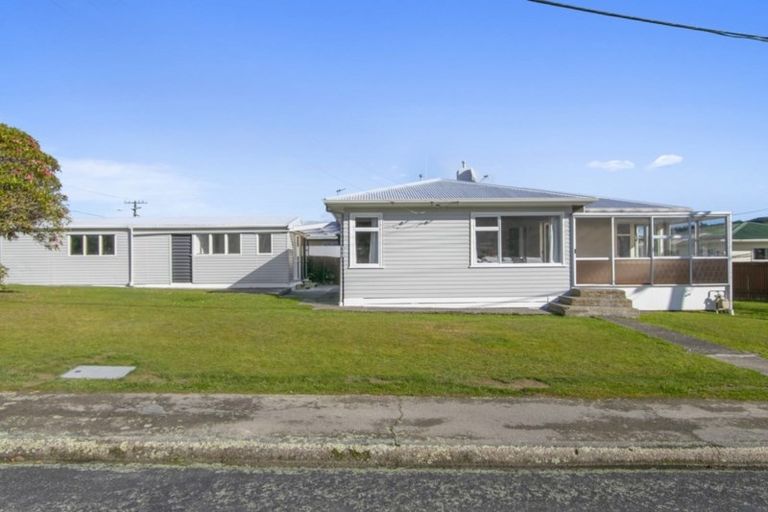 Photo of property in 61 Russell Road, Wainuiomata, Lower Hutt, 5014