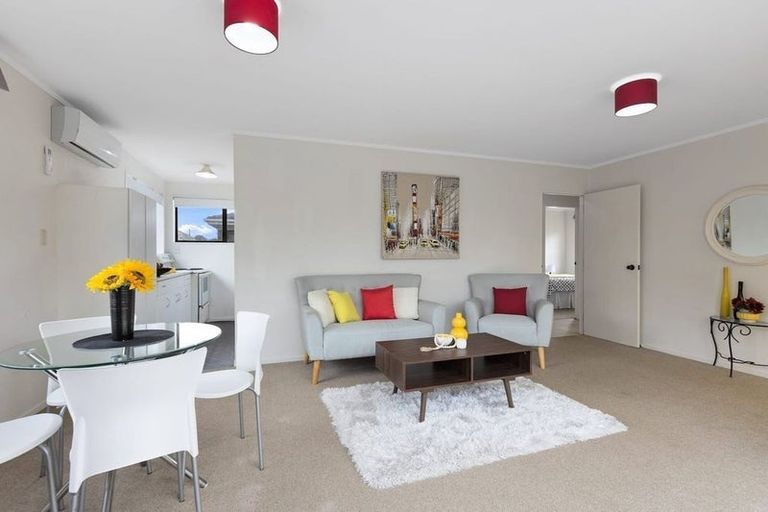 Photo of property in 1/20 Akehurst Avenue, New Lynn, Auckland, 0600