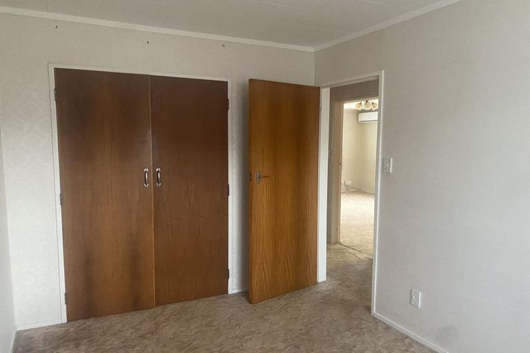 Photo of property in 2 Garnet Grove, Birchville, Upper Hutt, 5018