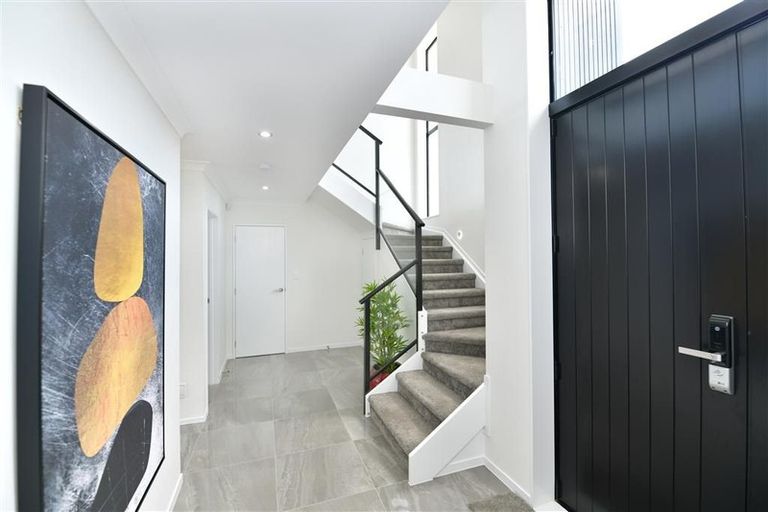 Photo of property in 61 Landmark Terrace, Orewa, 0931