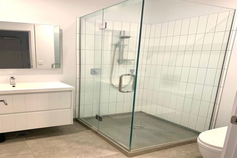 Photo of property in 201/77 Hobsonville Point Road, Hobsonville, Auckland, 0616