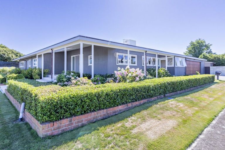 Photo of property in 15 Goodger Street, Waipukurau, 4200