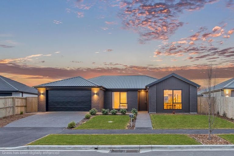Photo of property in 35 Bill Hammond Drive, Belfast, Christchurch, 8051