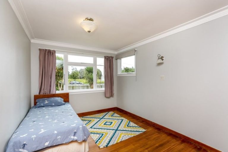 Photo of property in 43 Cumming Street, Okato, 4335