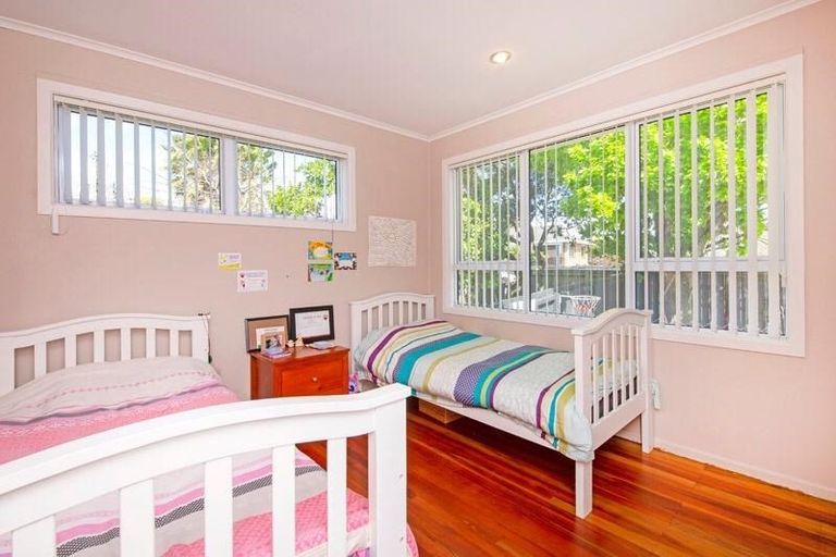 Photo of property in 7 Rodney Street, Howick, Auckland, 2014