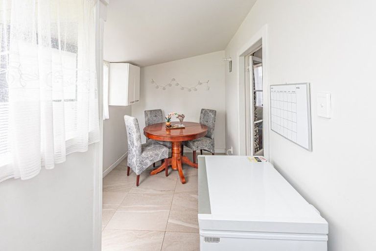 Photo of property in 30 Tay Street, Whanganui, 4500
