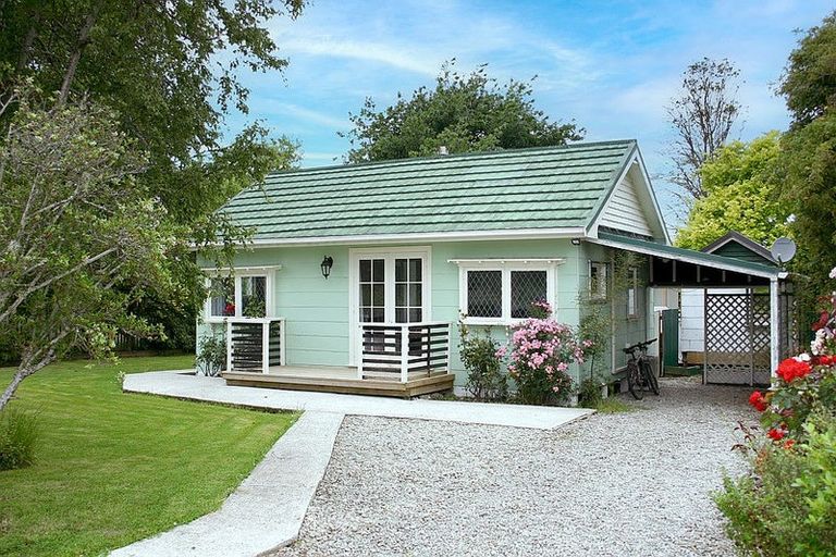 Photo of property in 14 Scotia Street, Waikouaiti, 9510