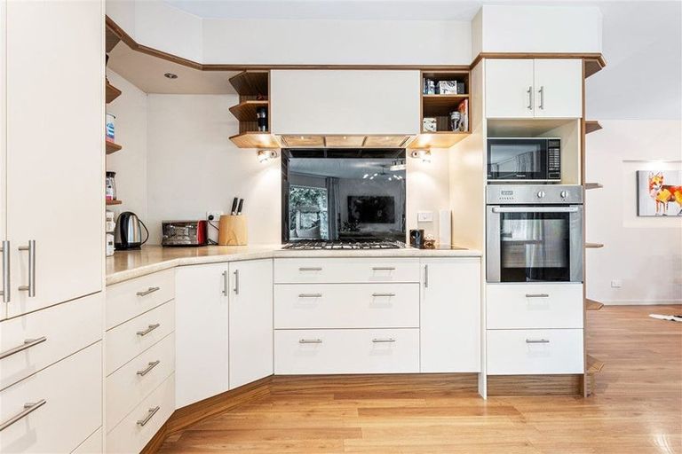 Photo of property in 15 Saddleback Green, Halswell, Christchurch, 8025