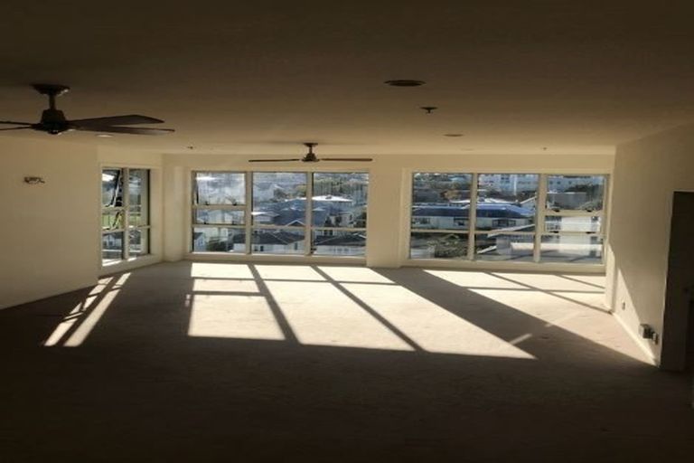 Photo of property in Stadium Garden Flats, 502/107 Thorndon Quay, Pipitea, Wellington, 6011