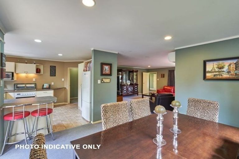 Photo of property in 68 Clifton Terrace, Fitzherbert, Palmerston North, 4410