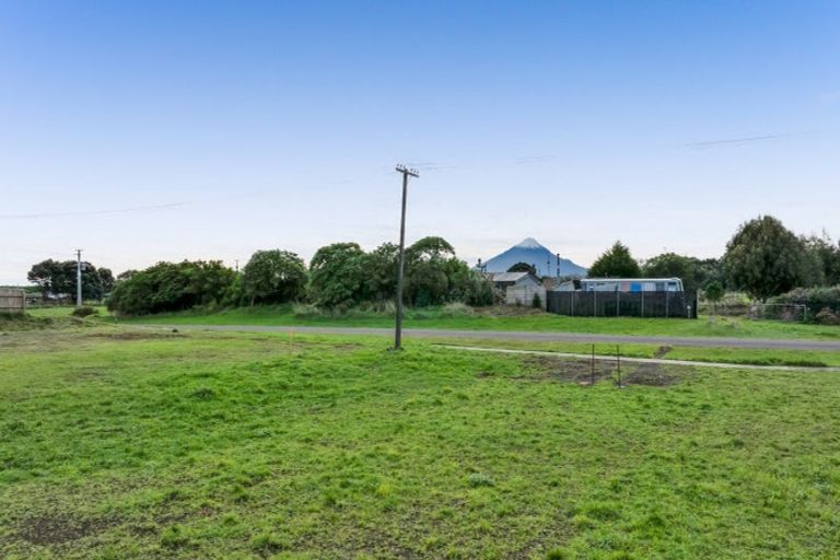 Photo of property in 8-10 Terou Street, Manaia, 4612