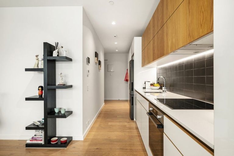 Photo of property in Victoria Lane Apartments, 702/161 Victoria Street, Te Aro, Wellington, 6011