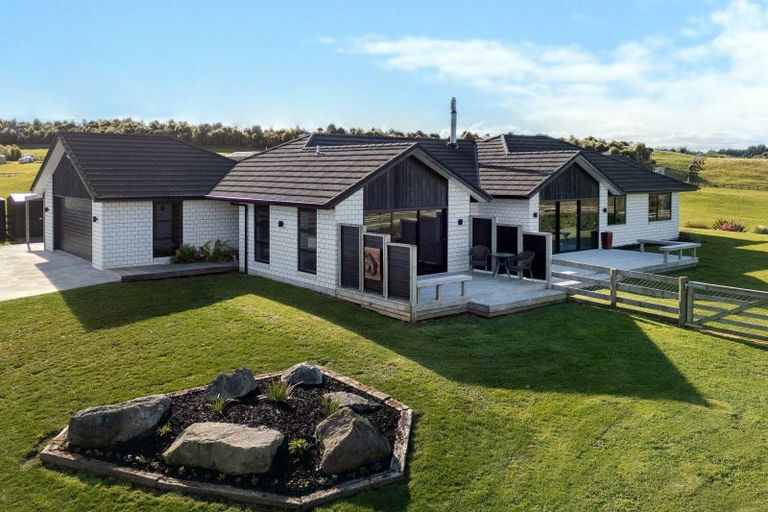 Photo of property in 66 Todd Duncan Drive, Hamurana, Rotorua, 3096