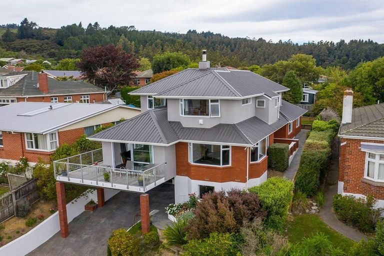 Photo of property in 126 Signal Hill Road, Opoho, Dunedin, 9010