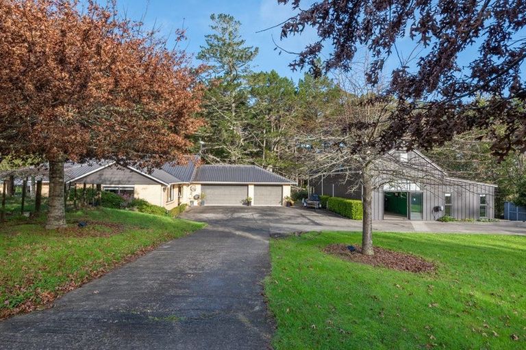 Photo of property in 108 Paremoremo Road, Lucas Heights, Auckland, 0632