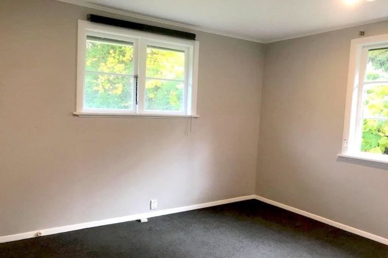 Photo of property in 36 Champion Street, Ranui, Porirua, 5024