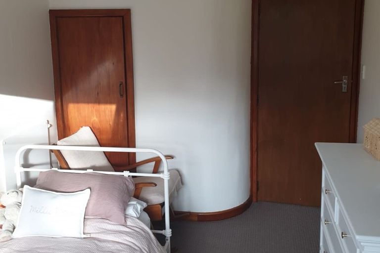 Photo of property in 23 Military Road, Boulcott, Lower Hutt, 5010