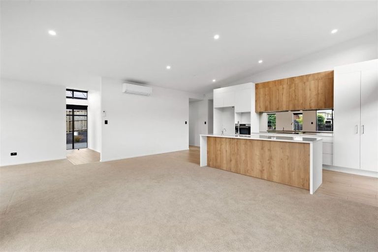 Photo of property in 24 Sarikei Avenue, Northwood, Christchurch, 8051