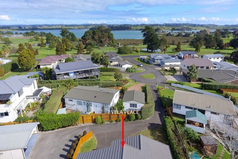 Photo of property in 7 Vela Place, Clarks Beach, 2122