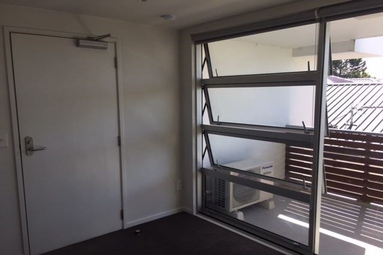 Photo of property in 43 Grafton Street, Waltham, Christchurch, 8011