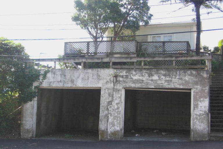 Photo of property in 7 Mckinley Crescent, Brooklyn, Wellington, 6021