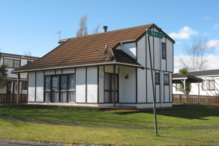 Photo of property in 1 Rea Grove, Turangi, 3334