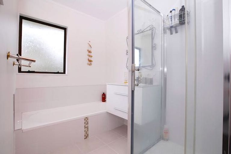 Photo of property in 17 Radiata Street, Fairview Downs, Hamilton, 3214