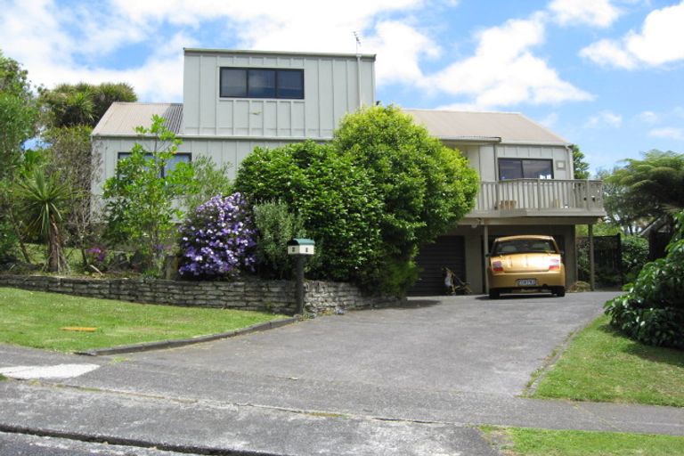 Photo of property in 8 The Glade North, Pukekohe, 2120