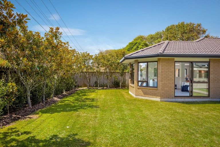 Photo of property in 3 Solan Drive, Waimauku, 0812