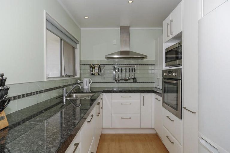 Photo of property in 3/23 Copley Street, New Lynn, Auckland, 0600