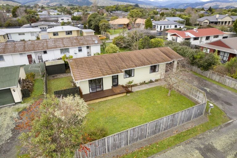 Photo of property in 15a Te Manuao Road, Otaki, 5512