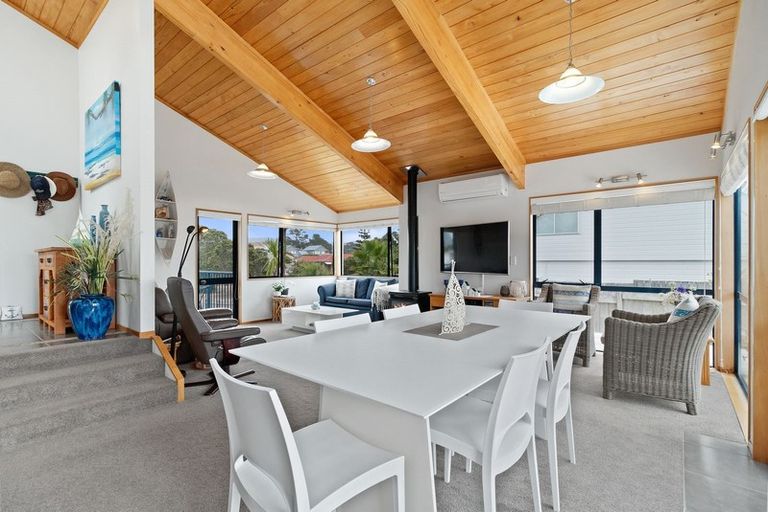 Photo of property in 24 Champion Place, Pauanui, Hikuai, 3579