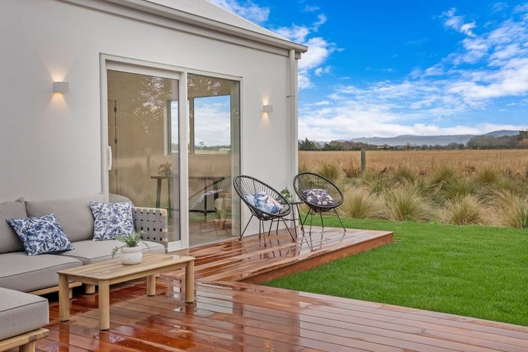 Photo of property in 53 Mehrtens Crescent, Woodend, 7691