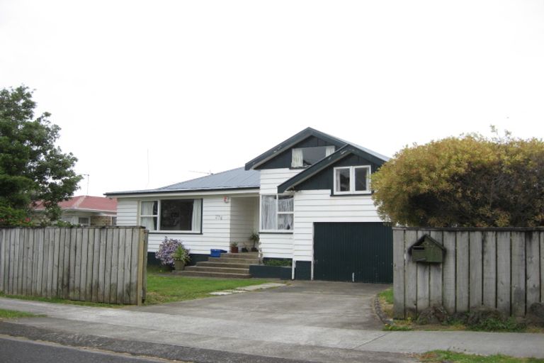 Photo of property in 276 Queen Street, Pukekohe, 2120