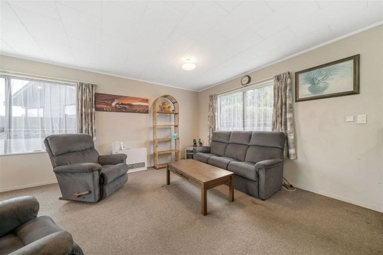 Photo of property in 17b Tiller Close, Kelvin Grove, Palmerston North, 4414