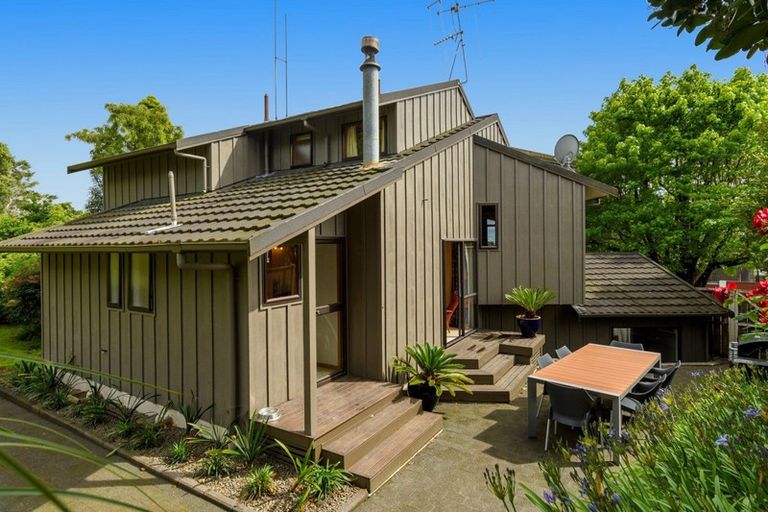 Photo of property in 14 Holmburn Street, Welcome Bay, Tauranga, 3112