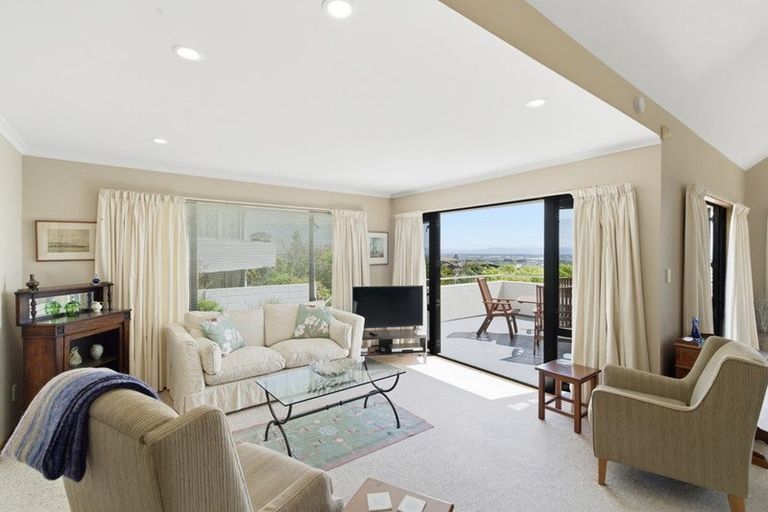 Photo of property in 1/7 Blencathra Place, Westmorland, Christchurch, 8025