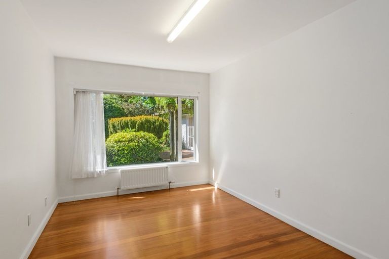 Photo of property in 218 Grahams Road, Burnside, Christchurch, 8053